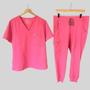 Figs Bright Pink V-Neck Scrub Set